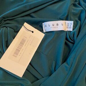 A beautiful formal party dress for prom or Chrismas party.